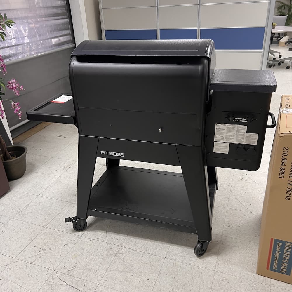 pit boss navigator 1300 grill pb1300M used