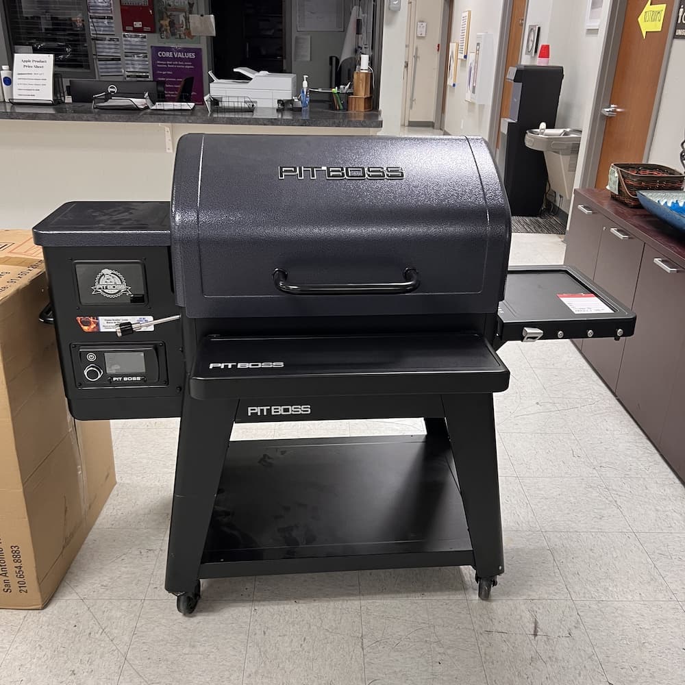 pit boss navigator 1300 grill pb1300M used