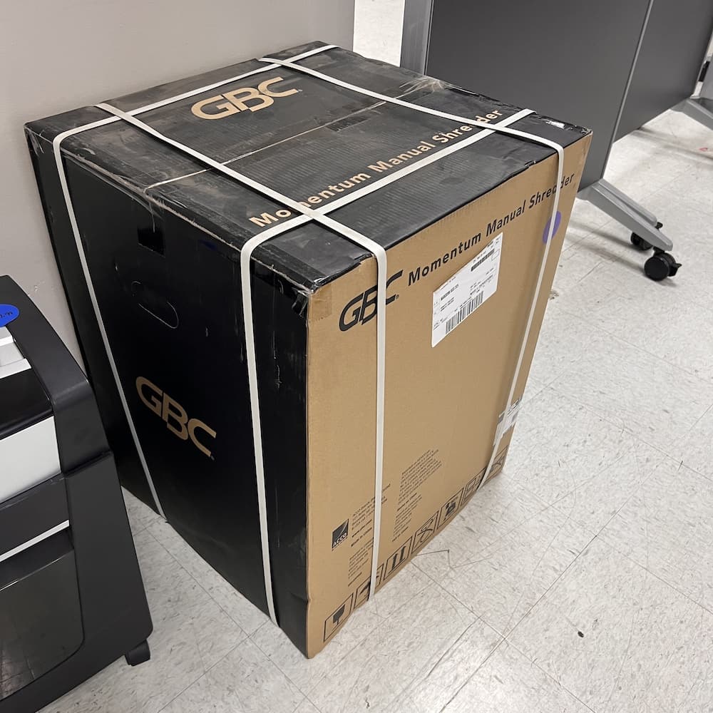 GBC shredder momentum m12-12, used office appliances, used office furniture