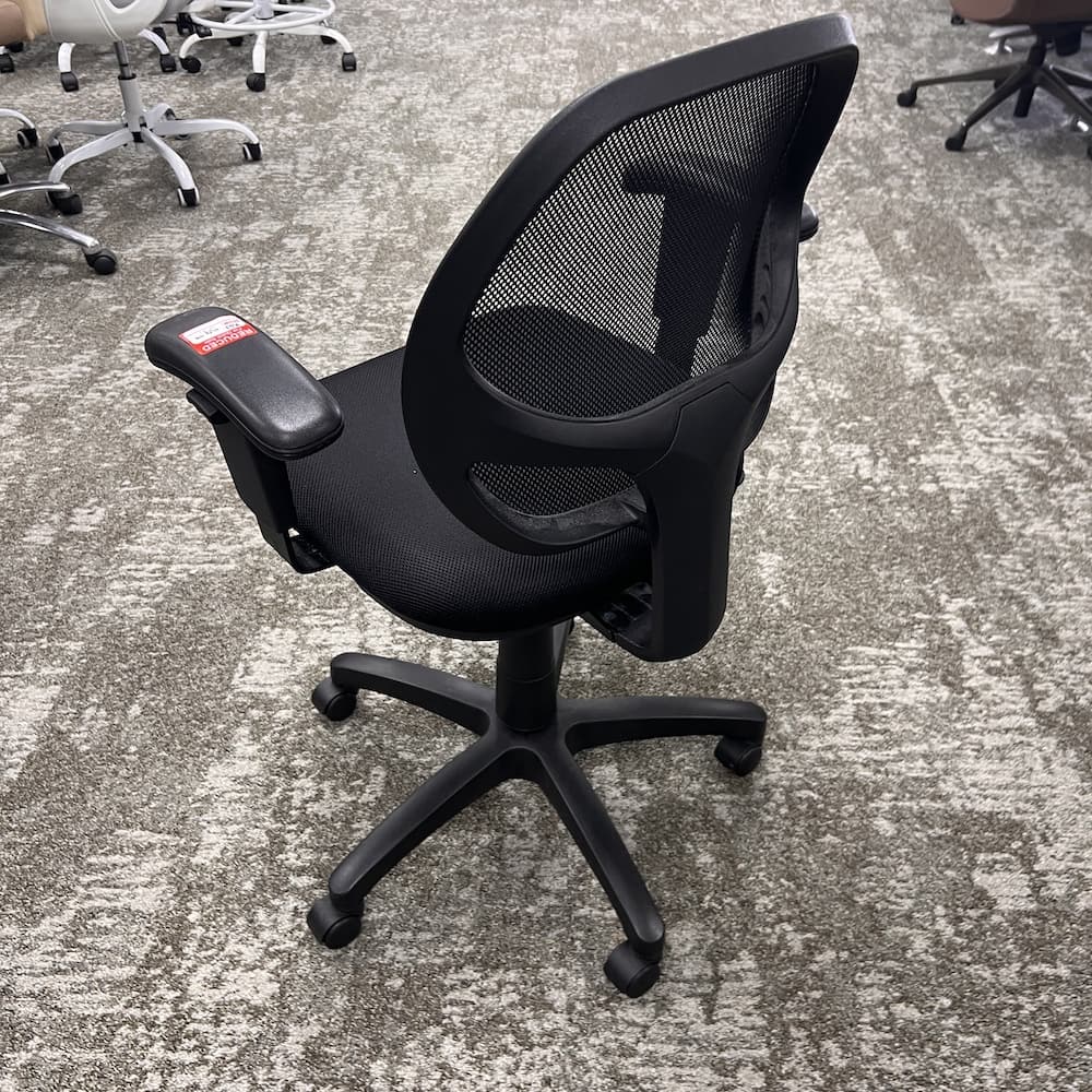 black mesh back offices to go task chair, used office furniture, global OTG11647B