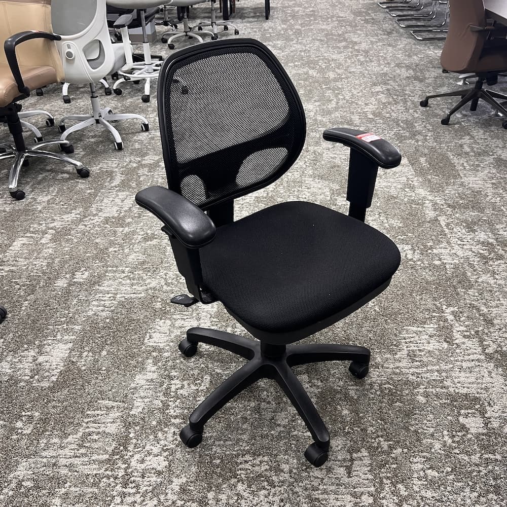 black mesh back offices to go task chair, used office furniture, global OTG11647B