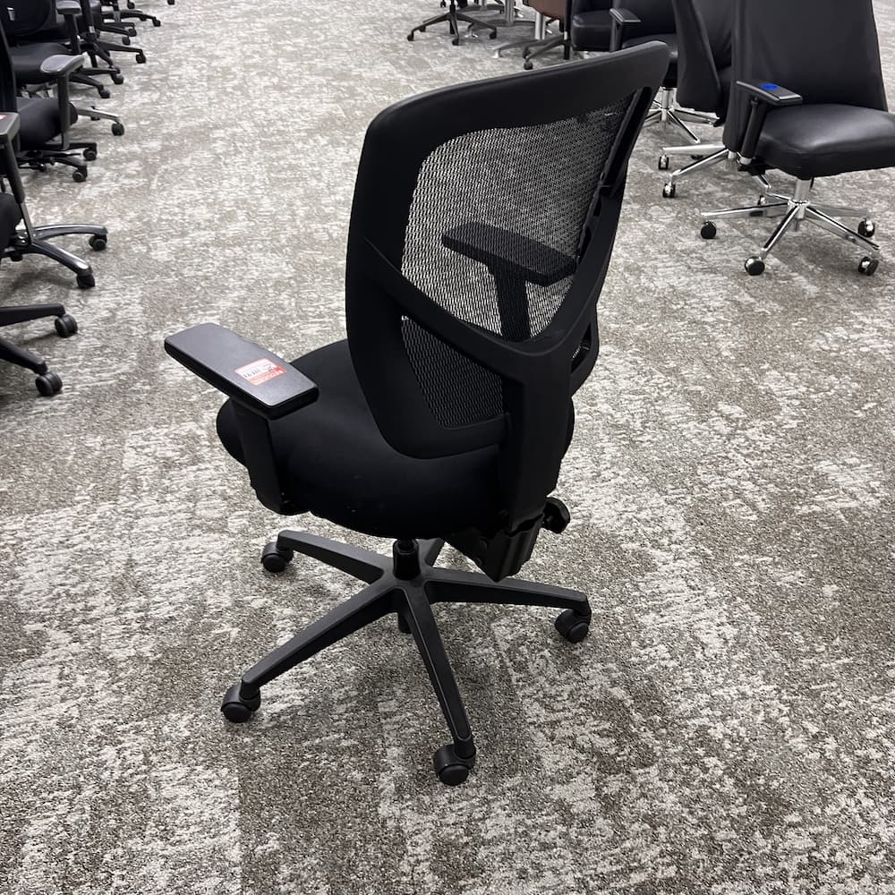 mesh back black task chair, shopsol, used office furniture