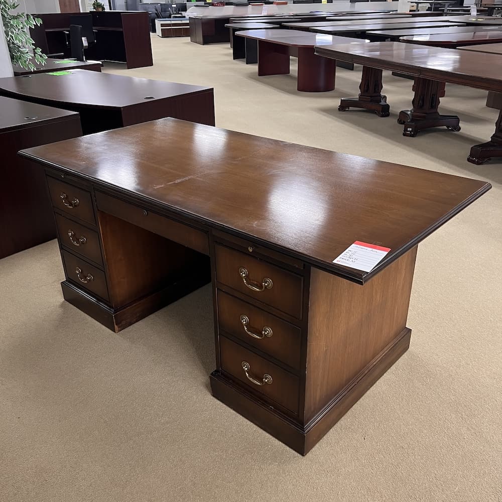 walnut traditional veneer Indiana furniture executive vintage desk with credenza set, used office furniutre