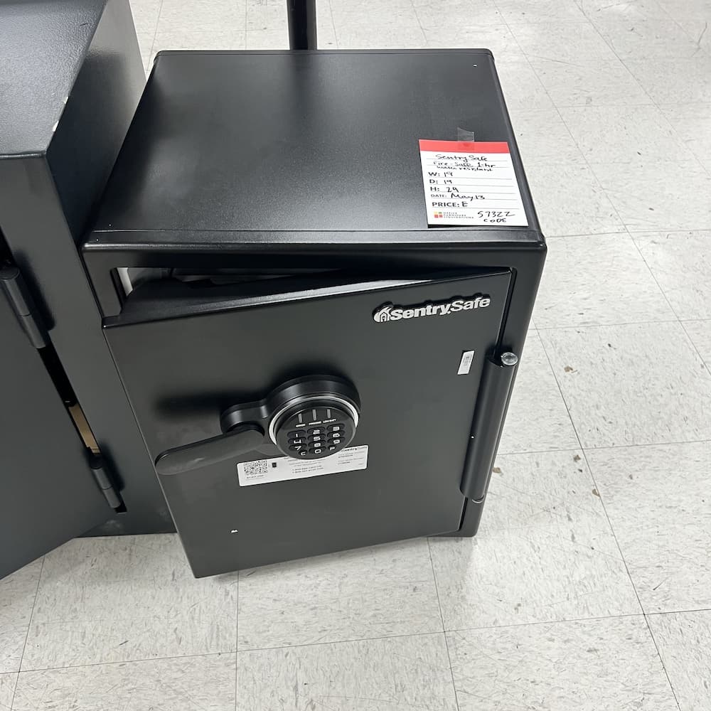 sentry safe digital black open box
