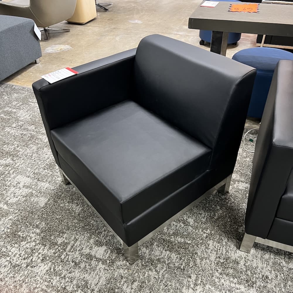 N9N4 9994R club chair in black vinyl, new, open box, office furniture