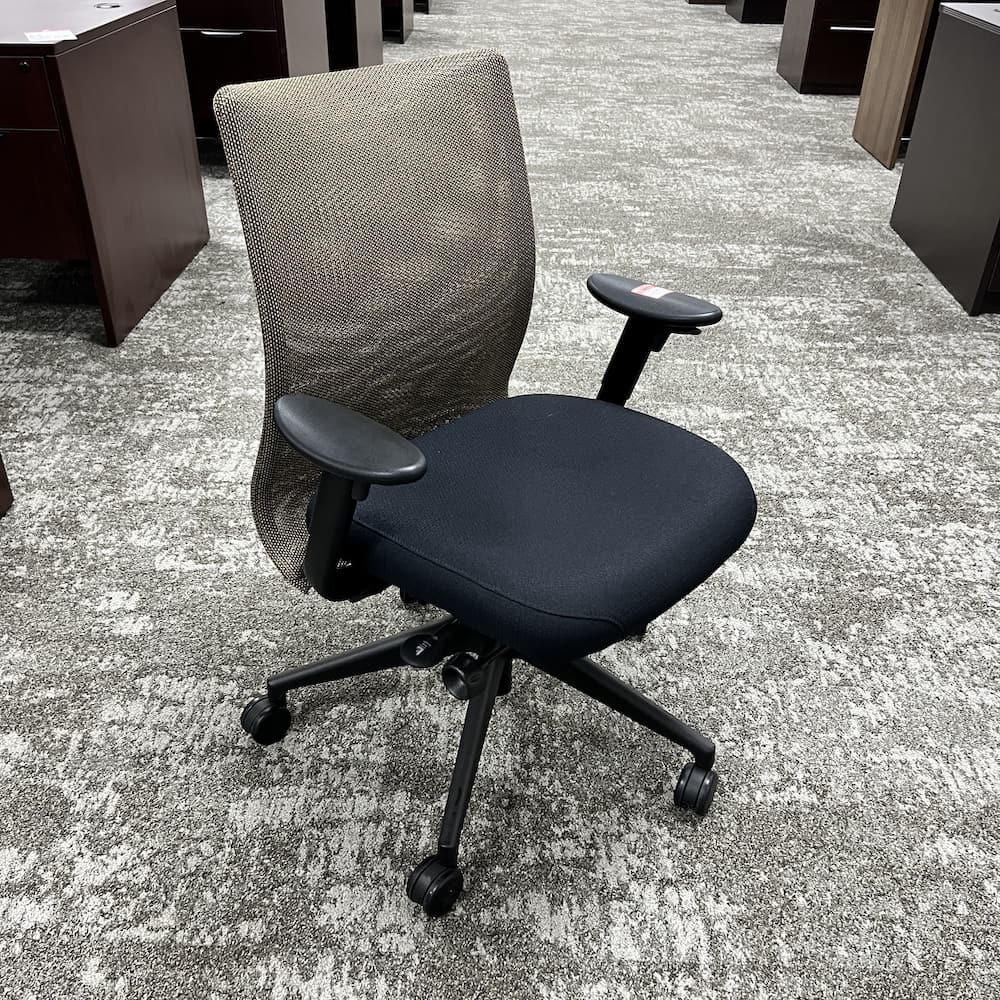 Steelcase Jersey Gold and Black Mesh Back Office Chair