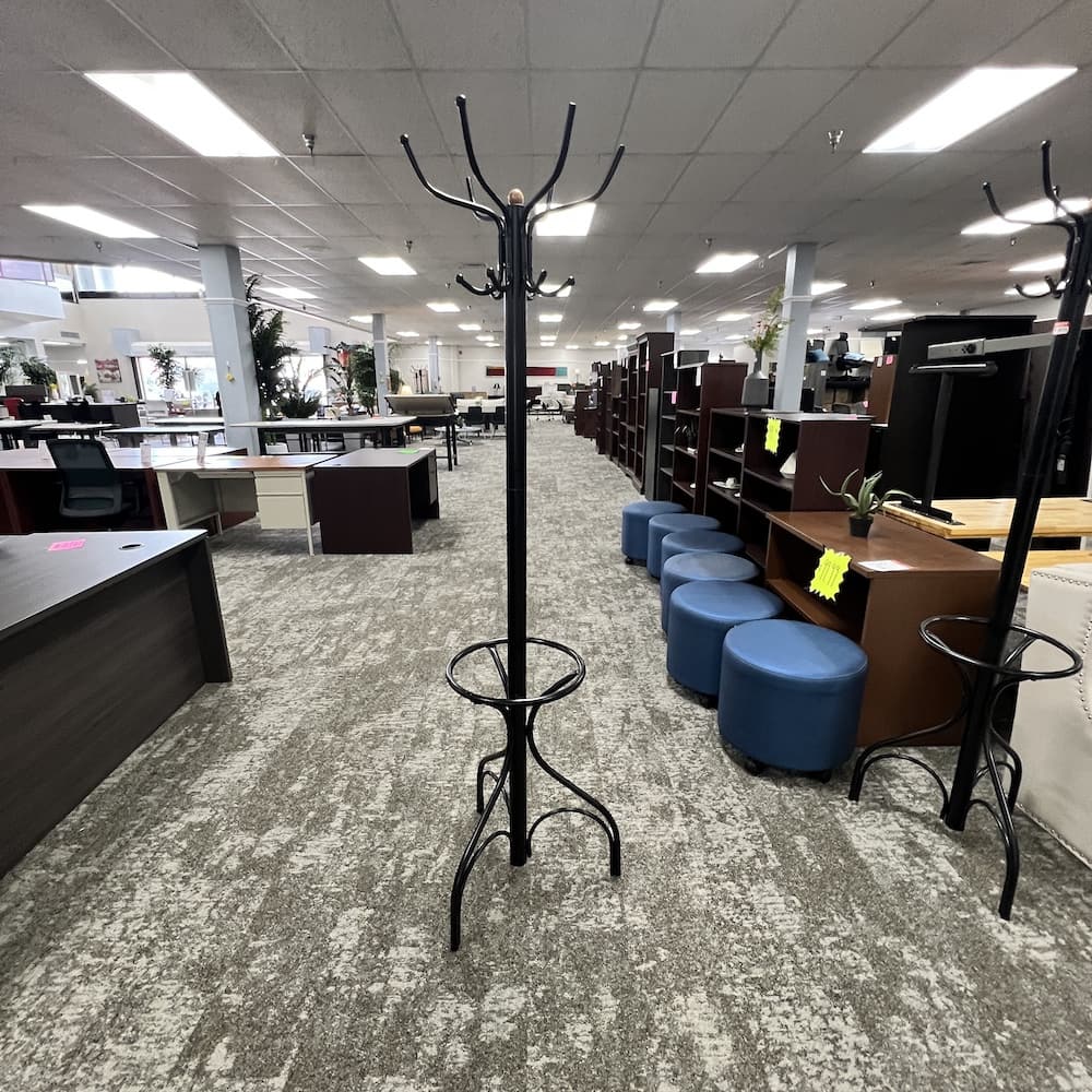 18" W x 70" H Black Metal Coat Rack Stand