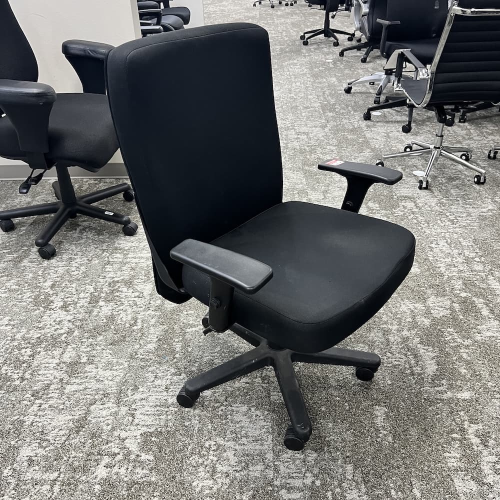 black upholstered big and tall chair, used office furniture 500 lbs weight capacity