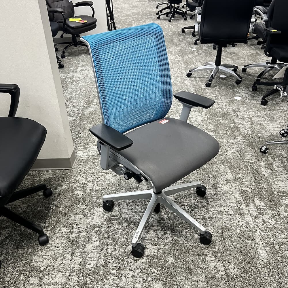 blue mesh back steelcase think v1 task chair, grey seat, used office furniture