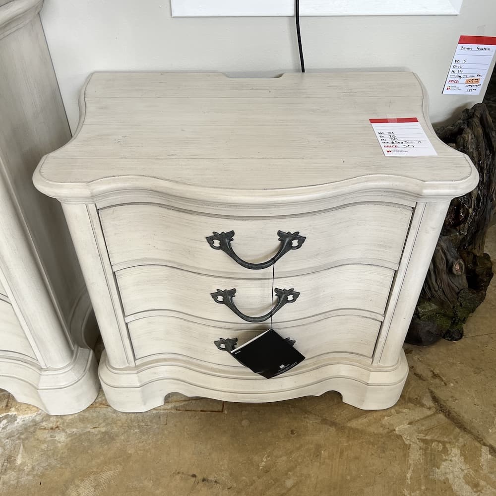 White dresser 9 drawer with mirror, scratch n dent Ashley furniture