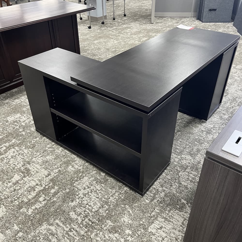 coaster black right return coaster Yvette l-desk, used office furniture