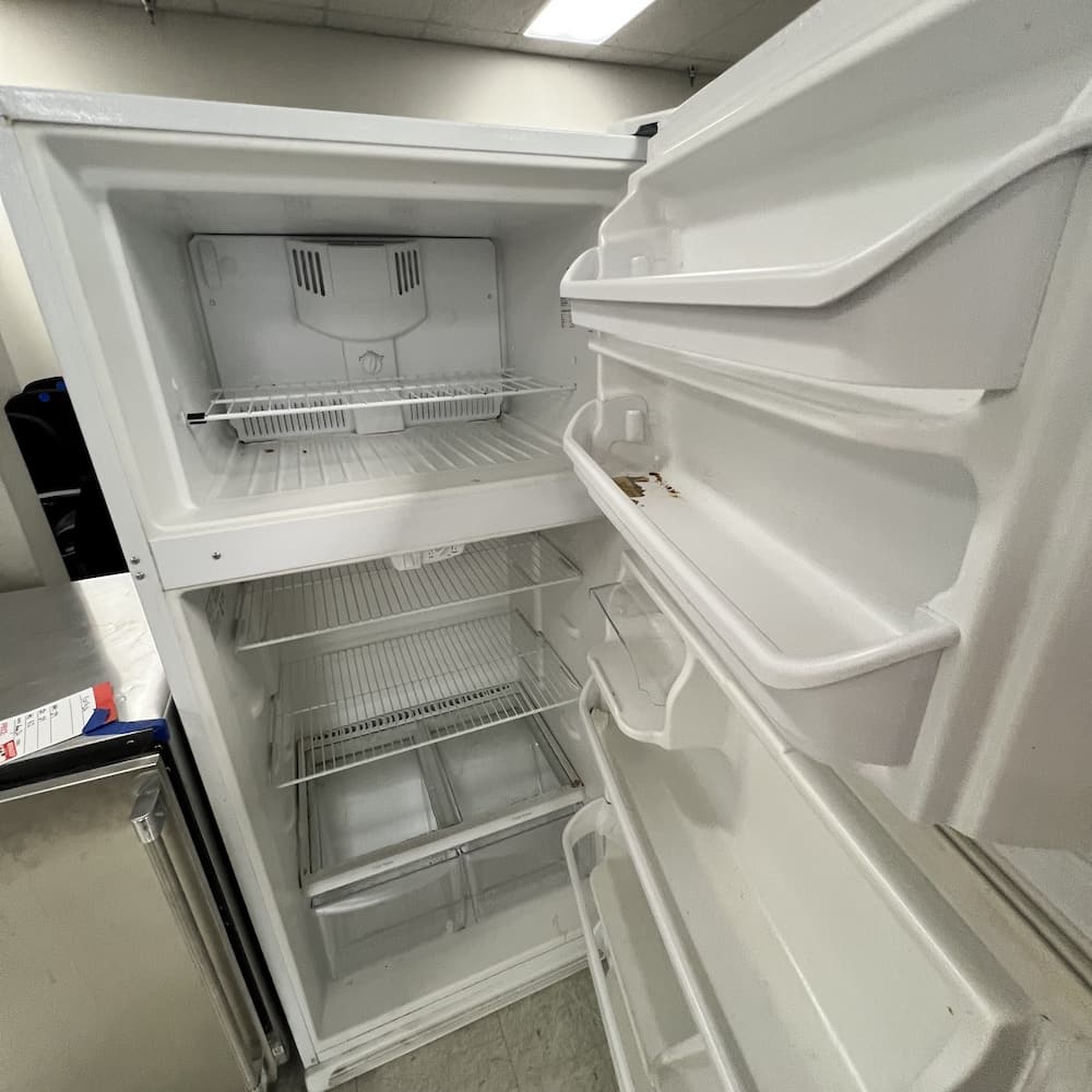 white Frigidaire freezer top refrigerator, used appliances