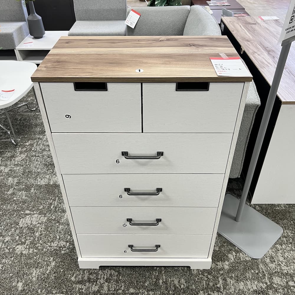 59" W Ashley Furniture Vaibryn White 6 Drawer Dresser